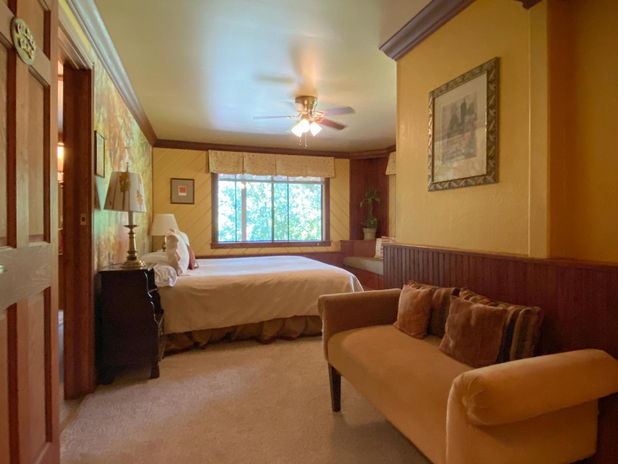 Country Sunshine Bed And Breakfast Hermosa Exterior foto
